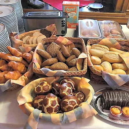 Deutsches Haus Munster Szálloda 3*