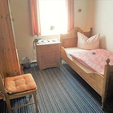 Deutsches Haus Munster Szálloda 3*